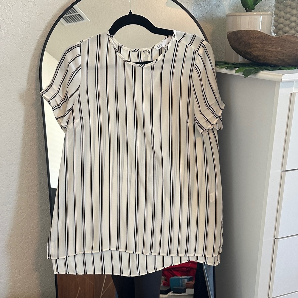 DR2 Black and White Striped Blouse